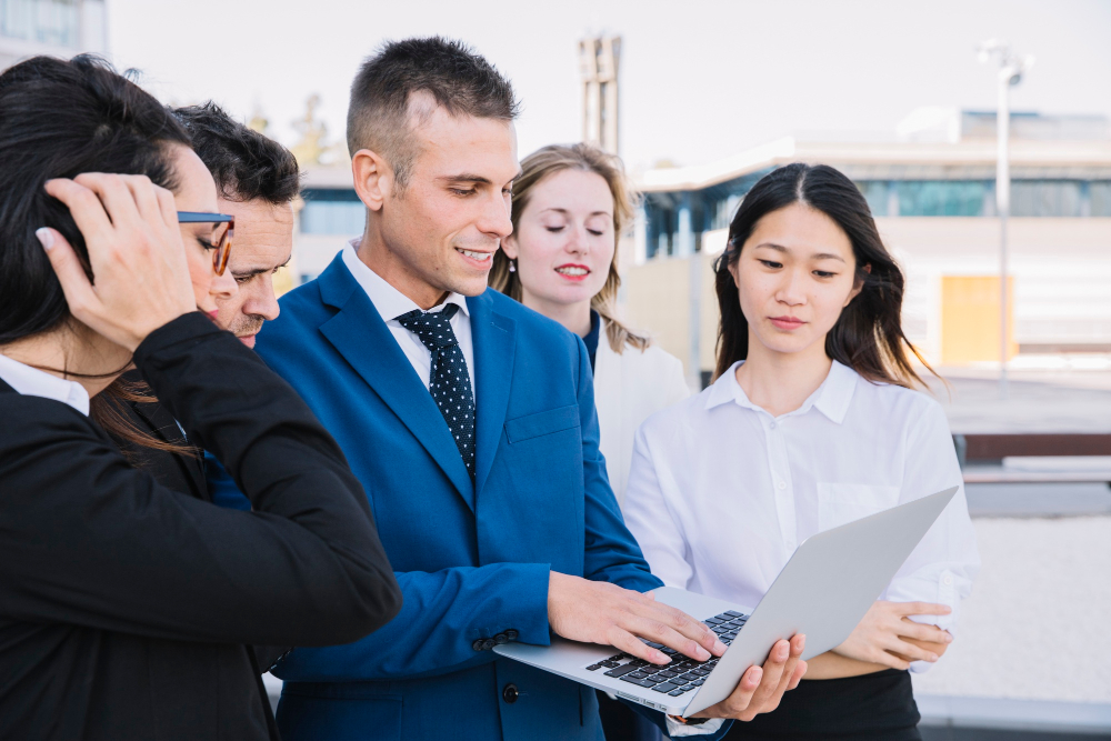 Strengthening Business Networks